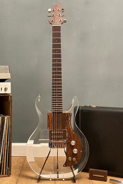 Ampeg Dan Armstrong 1970
