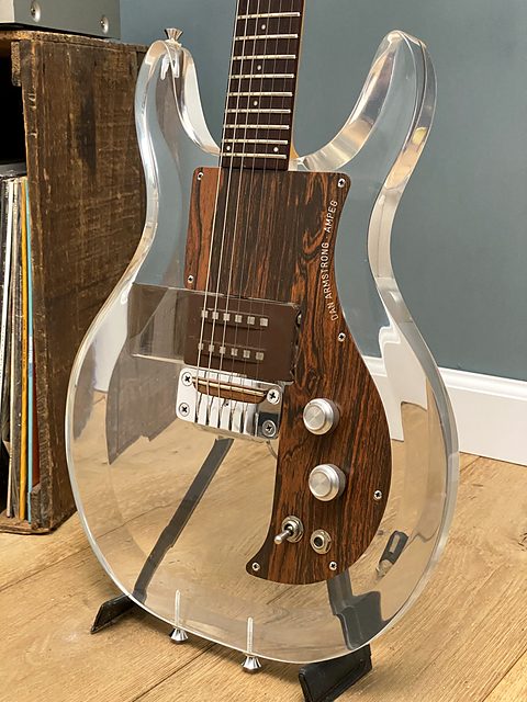 Ampeg Dan Armstrong, photo 6