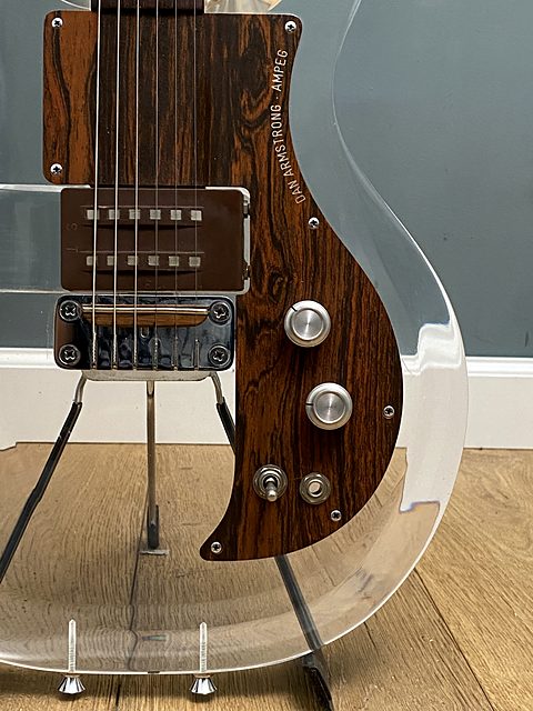 Ampeg Dan Armstrong, photo 9